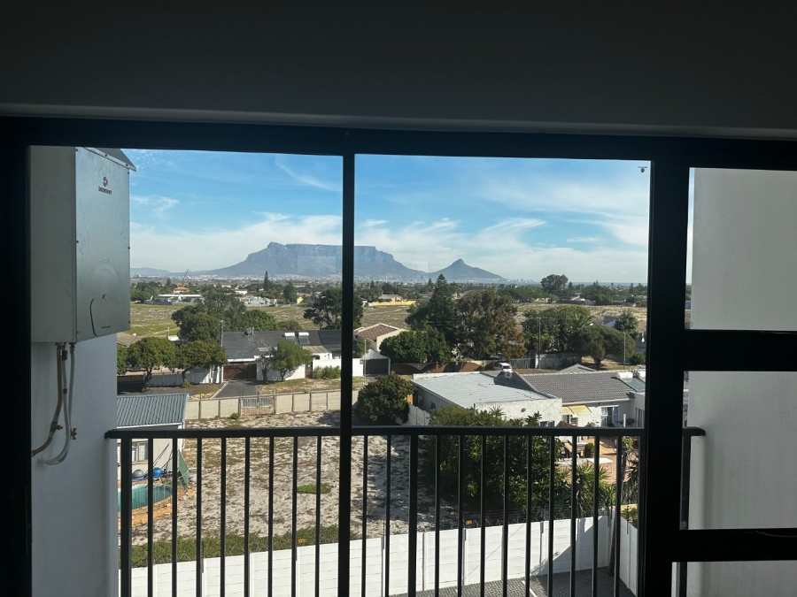 2 Bedroom Property for Sale in Flamingo Vlei Western Cape